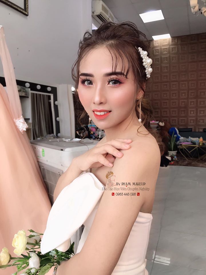 Edy Phạm makeup (Studio SON)