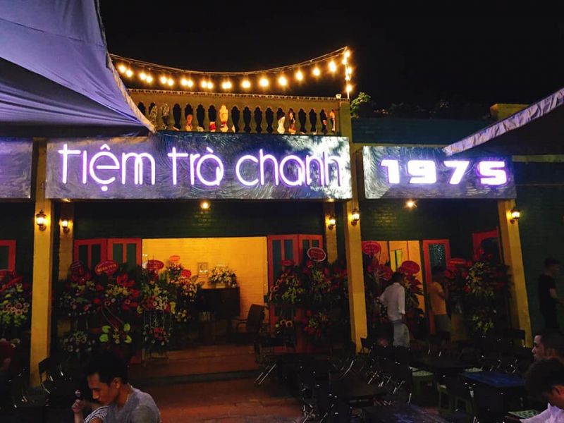 Tiệm Trà Chanh 1975