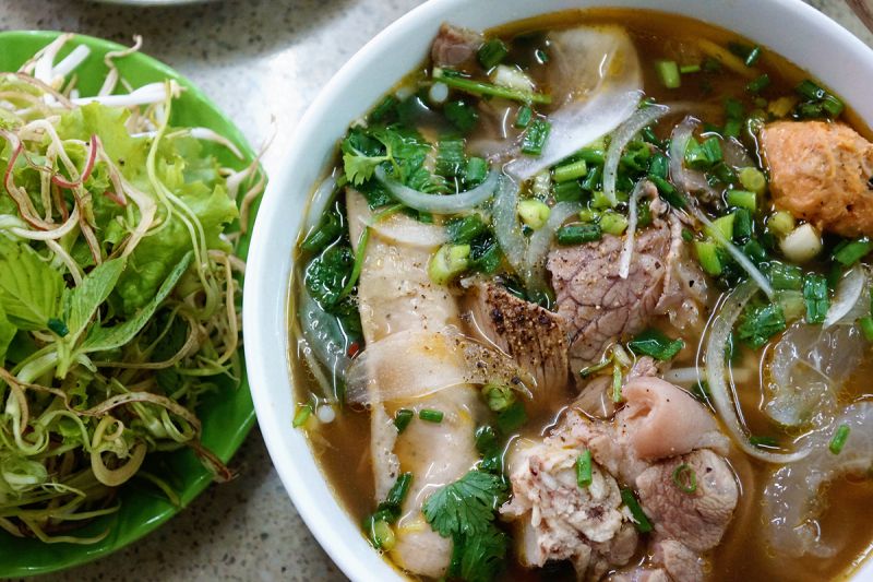 Bún bò Huế Cống Quỳnh