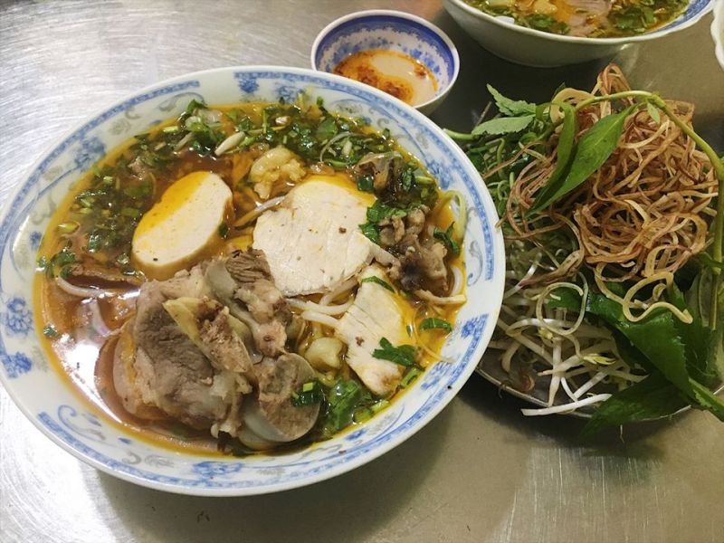 Bún bò huế 31