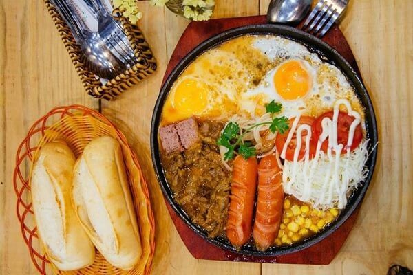 Bánh mì chảo bà Dưỡng Bánh mì chảo bà Dưỡng