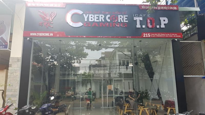 CYBERCORE GAMING TOP