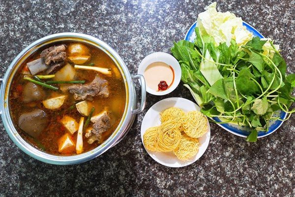 Lẩu bò Ngọc Tuyết