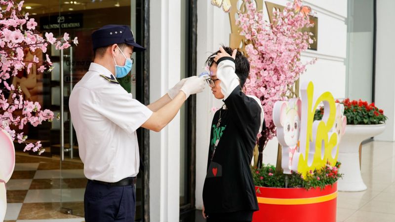 Người lao động làm việc tại các khu dịch vụ Người lao động làm việc tại các khu dịch vụ