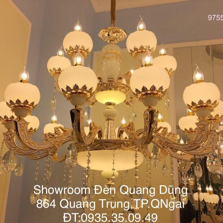 Showroom Đèn Trang Trí Quang Dũng