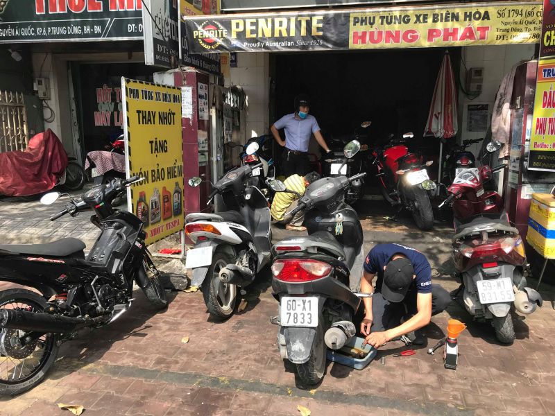 Sửa chữa xe máy Hùng Phát