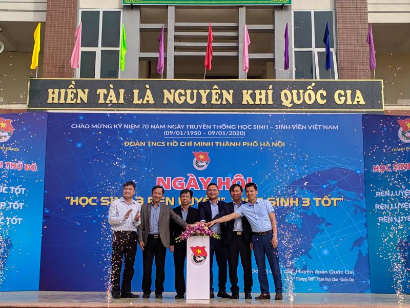 Trường THPT Phan Huy Chú - Quốc Oai