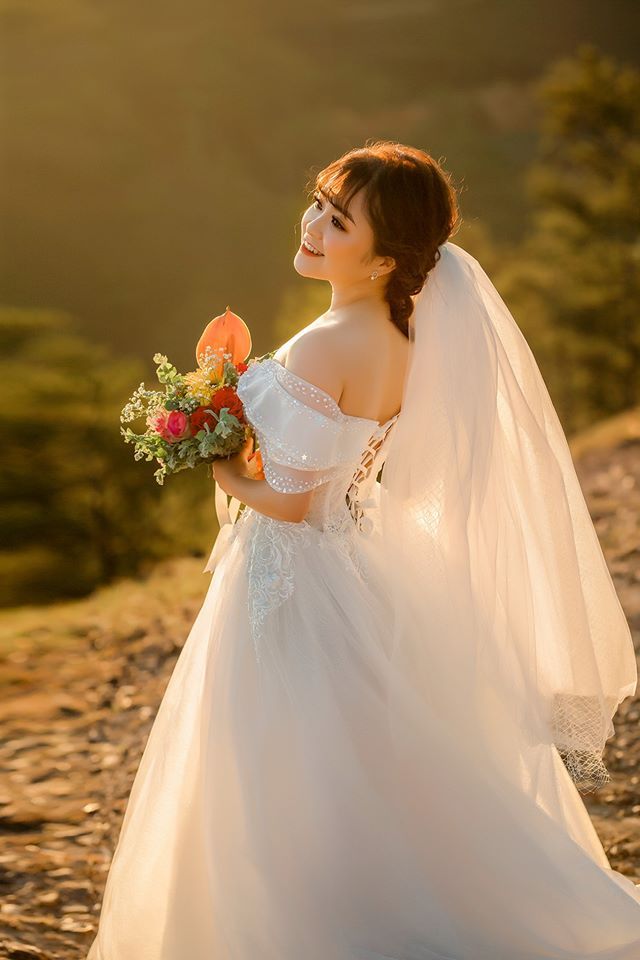 Áo cưới Huyền Trang