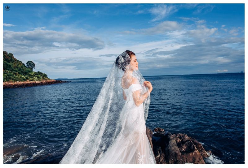 Áo cưới Quỳnh Trần