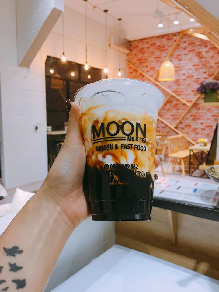 Moon Tea , Bingsu & fastfood