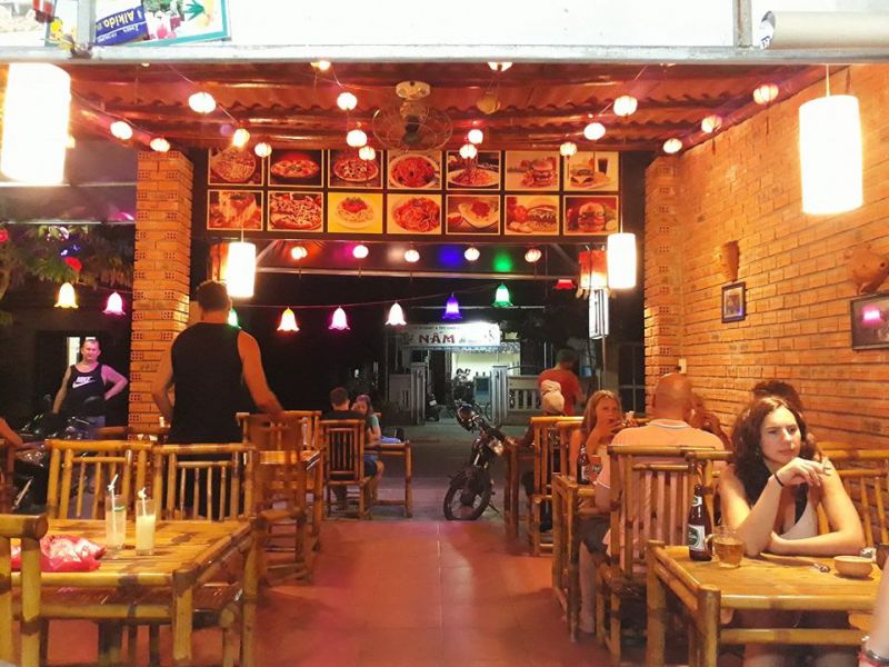 Restaurant & Cafe Tuấn