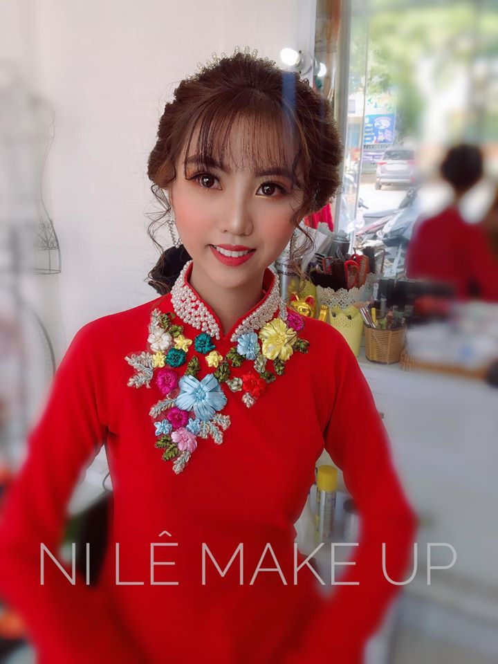 Studio & Wedding Ni Lê Make Up