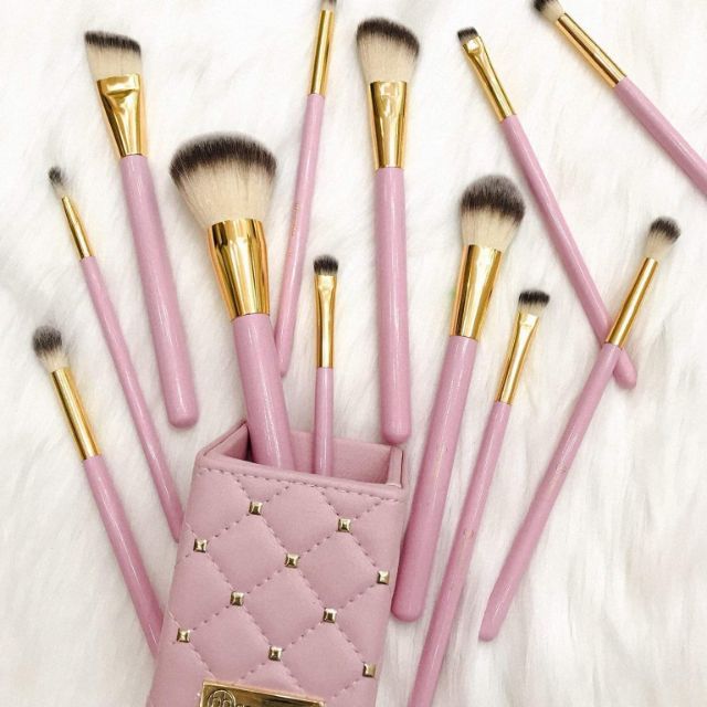 Cọ trang điểm BH Cosmetics Pink Studded Elegance Brush