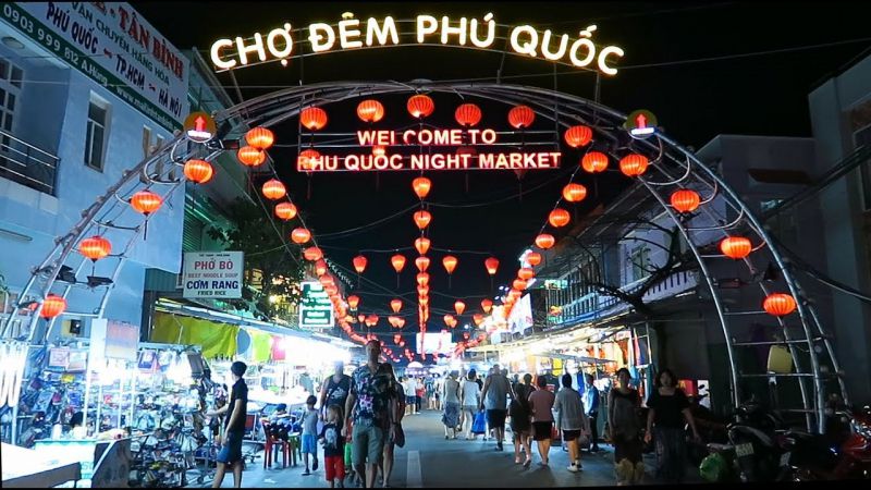 Chợ đêm Phú Quốc - Dinh Cậu
