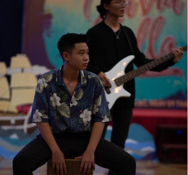 Tiết mục của CLB Bling Bling và Gác Xép