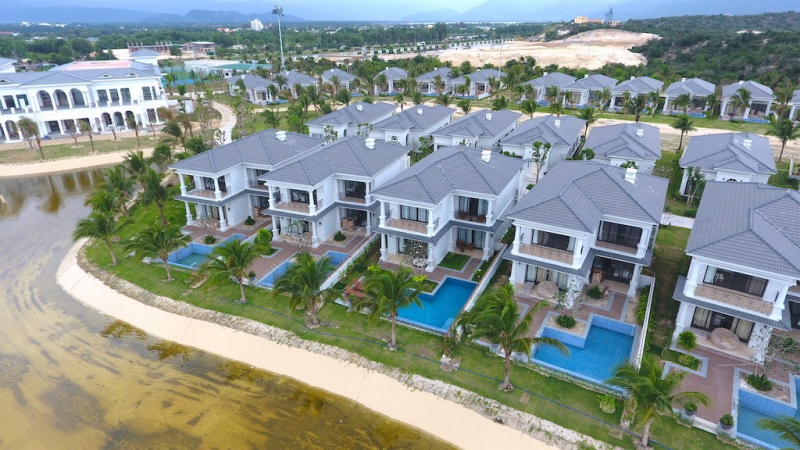 Vinpearl Nha Trang Long Beach Resort & Spa