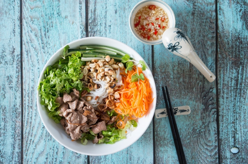 Bún bò Nam Bộ