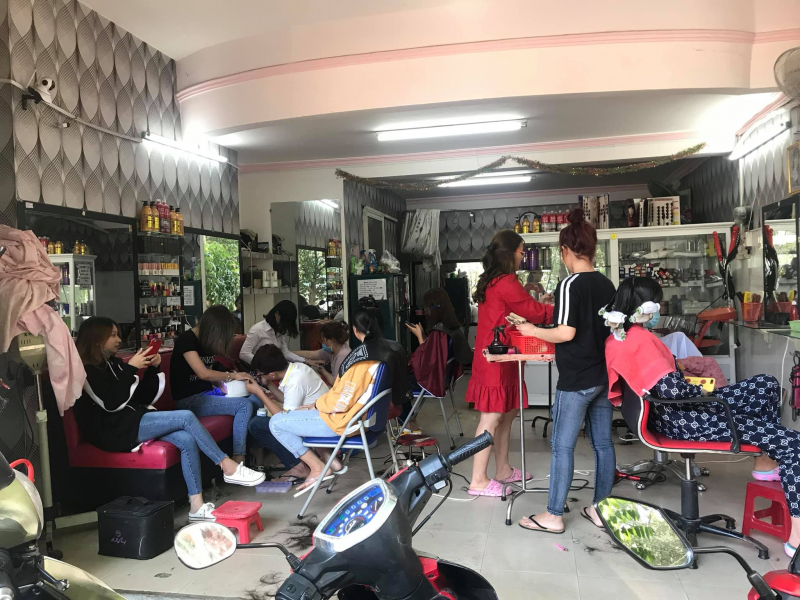 Salon Diễm Lam