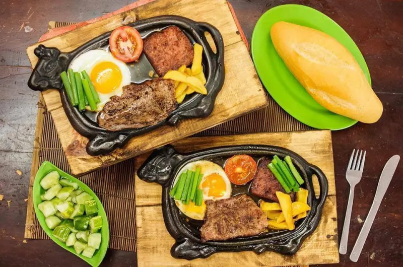 Bánh mì Ô Long Bánh mì Ô Long