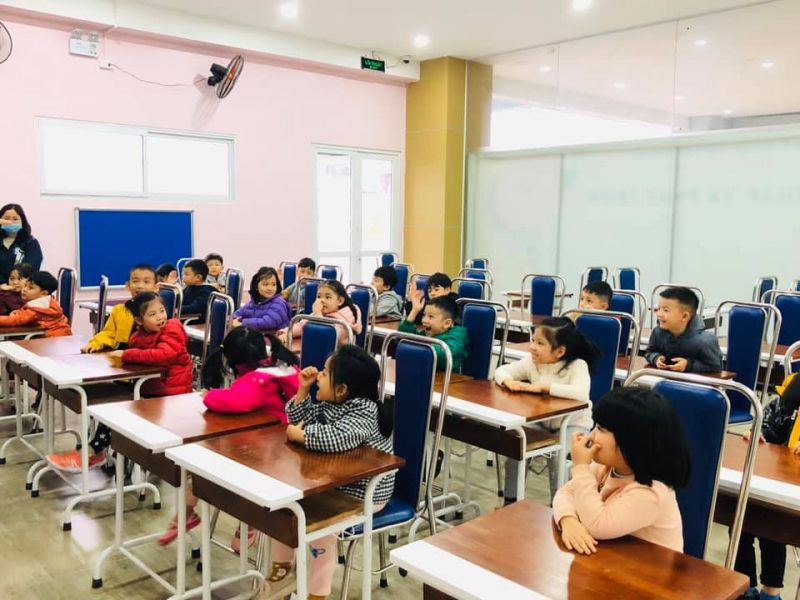 Trường Mầm Non Song Ngữ Việt Mỹ Montessori