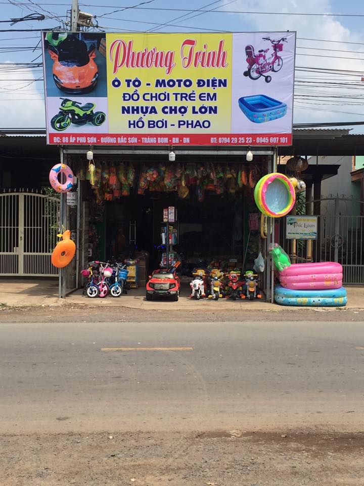 Cửa hàng ô tô điện, xe máy điện trẻ em Phương Trinh