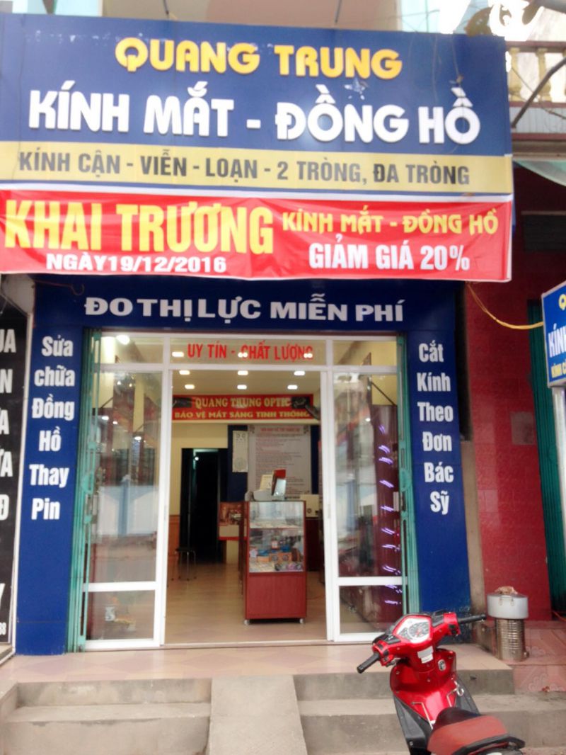 Đồng Hồ - Kính Mắt Quang Trung