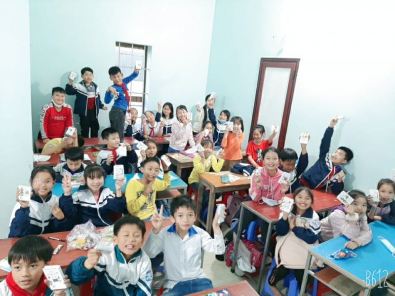 Cô giáo Trần Thủy - Giáo viên trường Tiểu học Bình Hòa