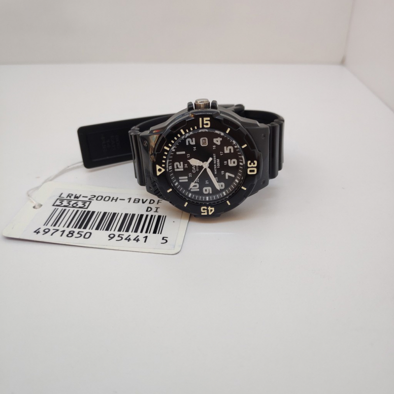 Đồng Hồ Trẻ Em Casio Đen LRW200H-1BV