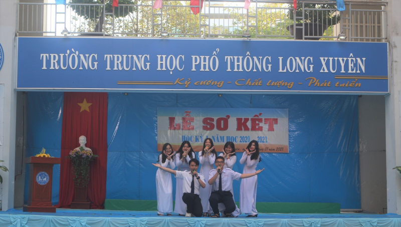 Trường THPT Long Xuyên