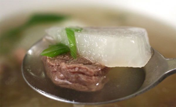 Canh thịt bò củ cải