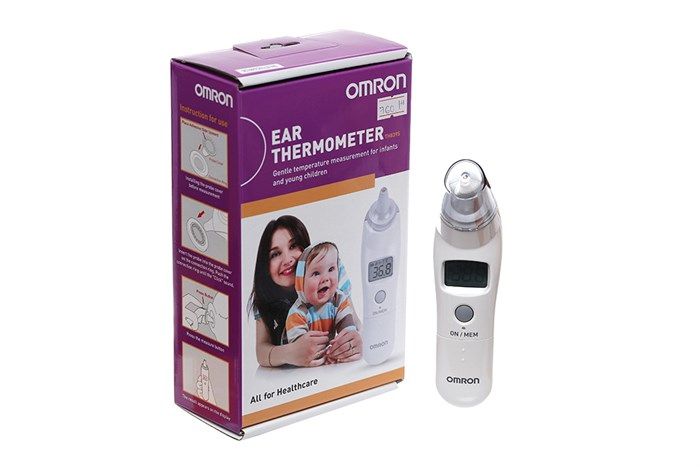 Nhiệt Kế Đo Tai Hồng Ngoại Omron Th839S