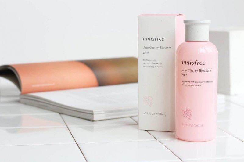 Toner innisfree Cherry Blossom Skin