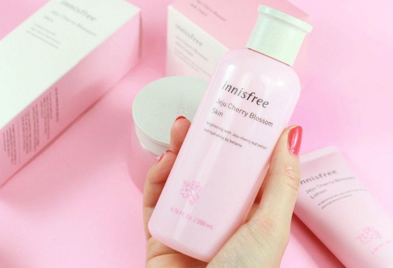 Toner innisfree Cherry Blossom Skin