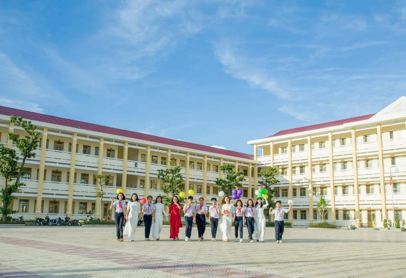 Trường THCS & THPT Liên Việt