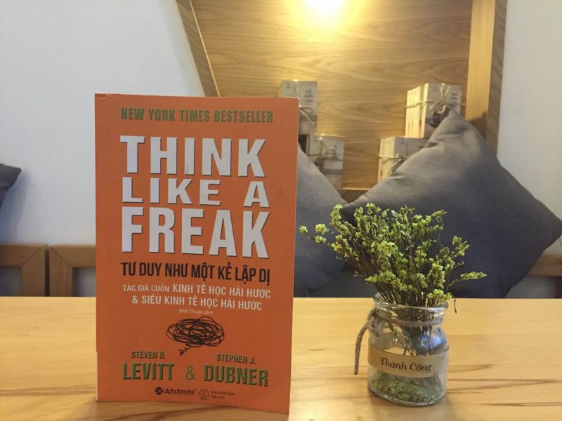 Tư duy như một kẻ lập dị