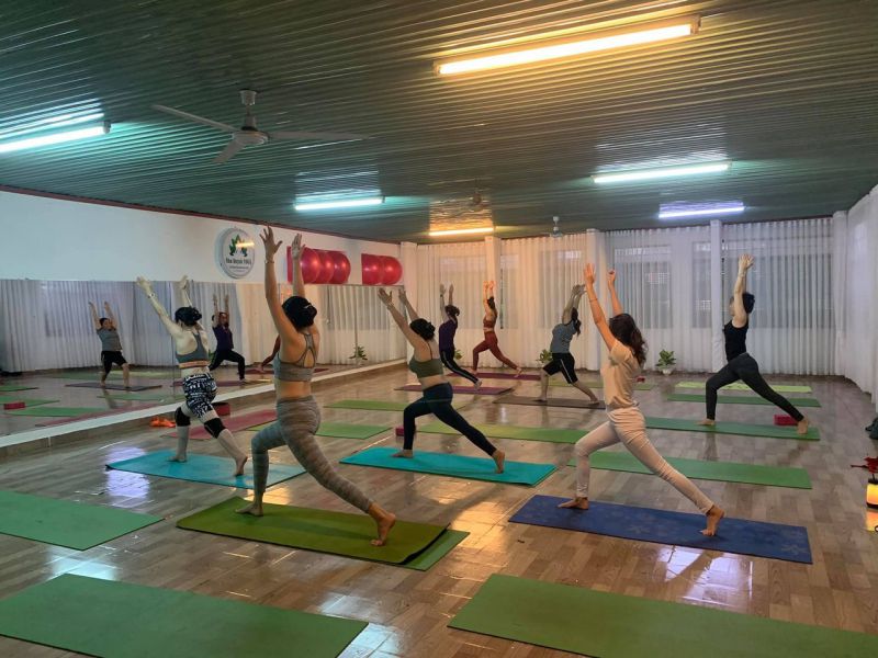 NHƯ QUỲNH Yoga