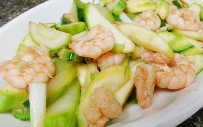 Bí ngồi xào tôm khô Bí ngồi xào tôm khô