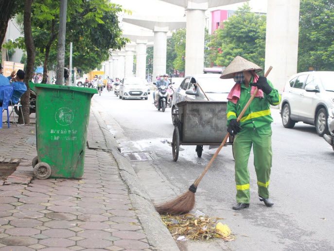 Bài văn tả một bác lao công đang làm việc số 5