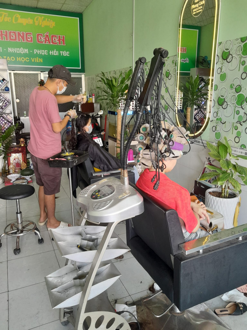 SALON PHONG CÁCH