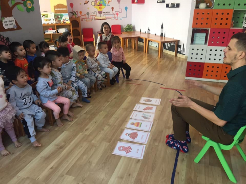 Trường Quốc tế Việt - Hàn Montessori