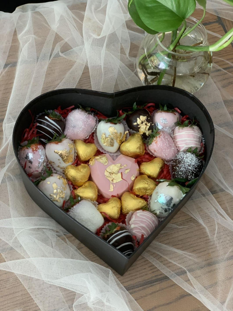 The Nest - Cake & Drink