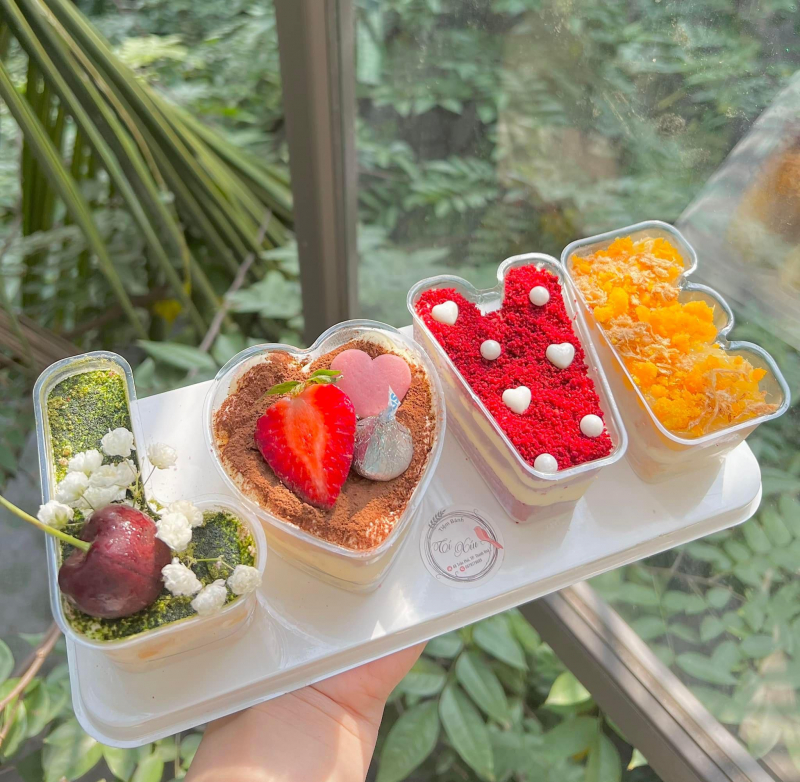 Tiệm bánh Tí xíu