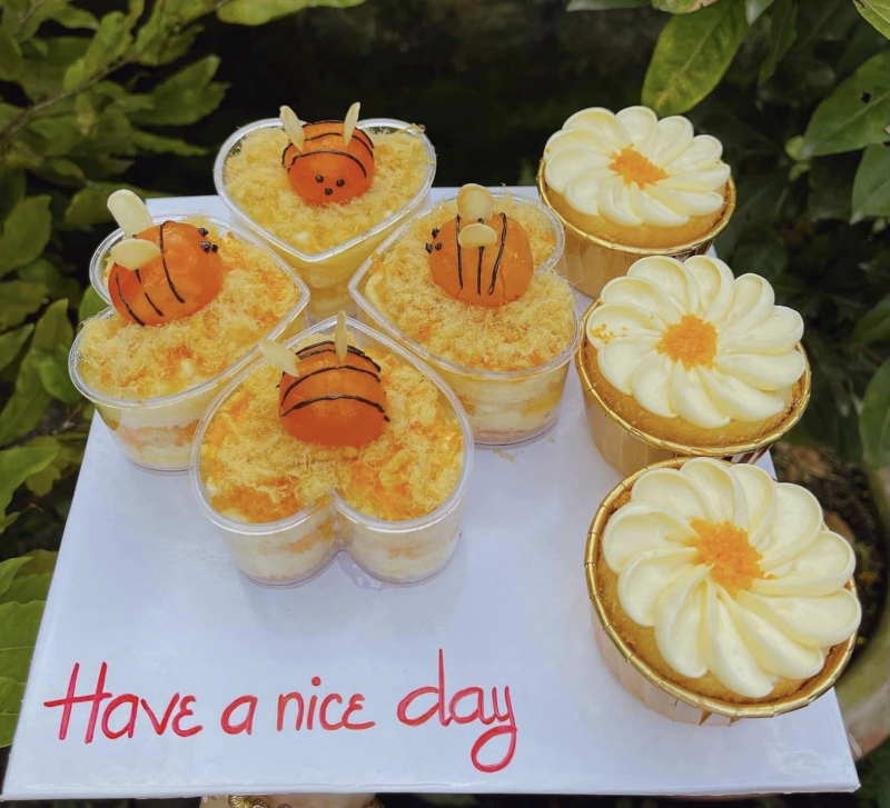 Tiệm bánh Tí xíu