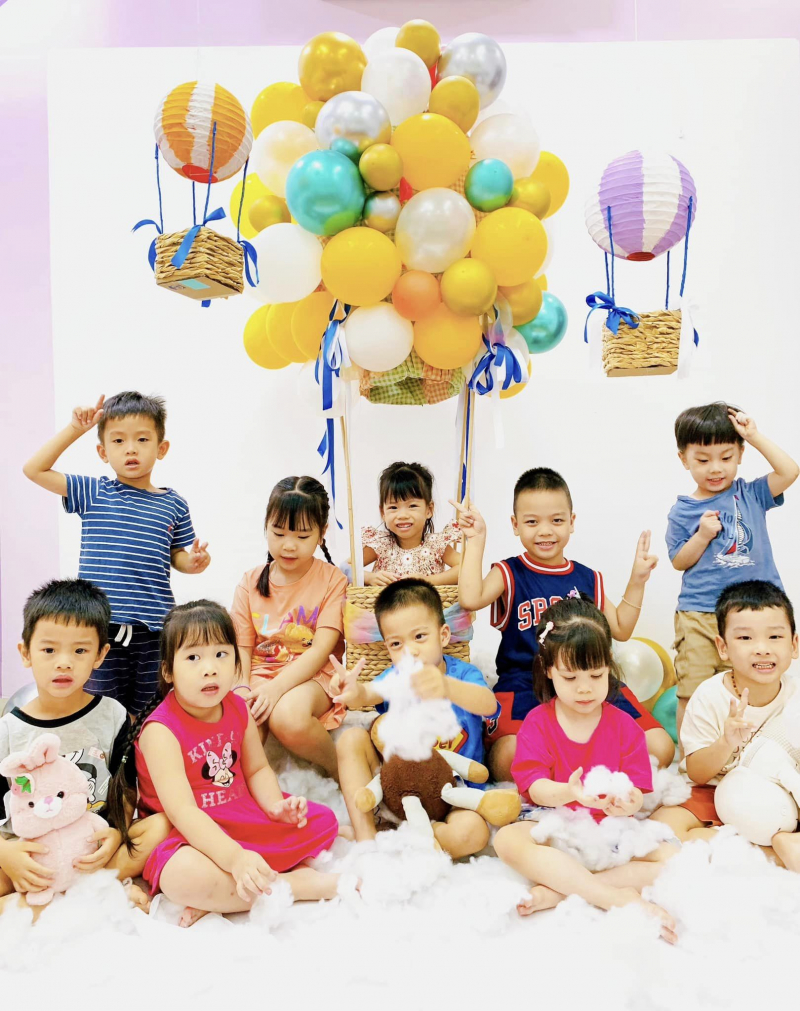 Trường Mầm Non Song Ngữ Việt Mỹ Montessori