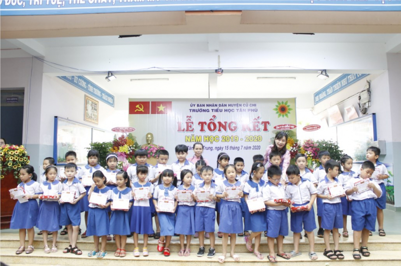 Trường Tiểu học Tân Phú