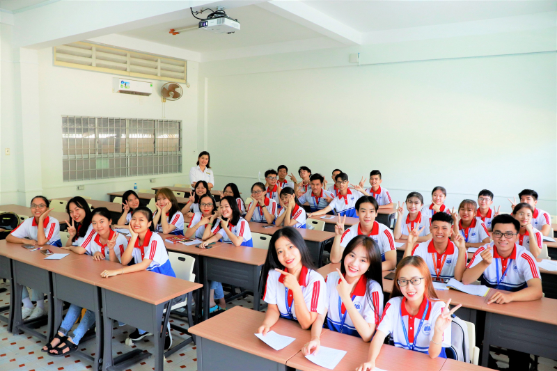 Bài văn biểu cảm về ngày khai giảng số 1