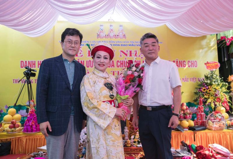 Nghệ nhân Ưu tú Đỗ Thị Vui