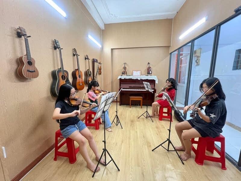 Trường nhạc Music Star