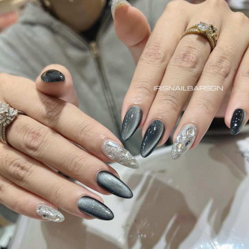 Iris Nailbar SGN Iris Nailbar SGN