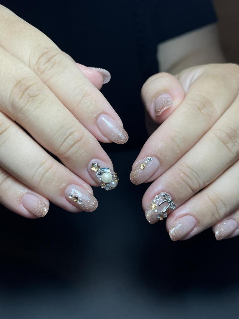 Tiệm móng Qnail